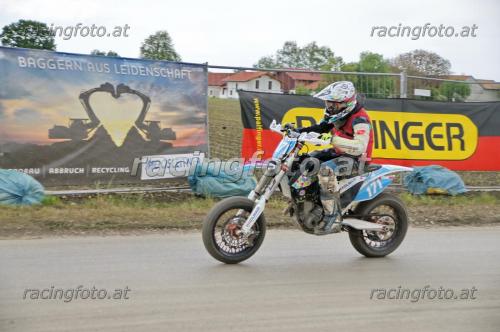 DSC01471 (1400)