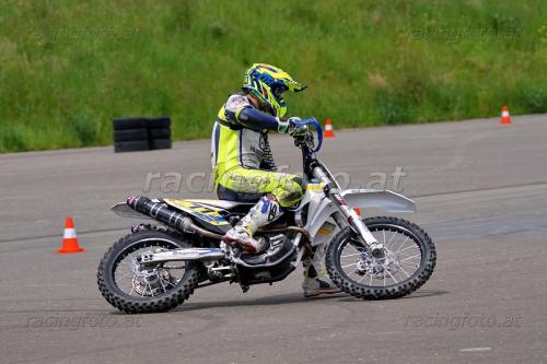 DSC05072 (1400)