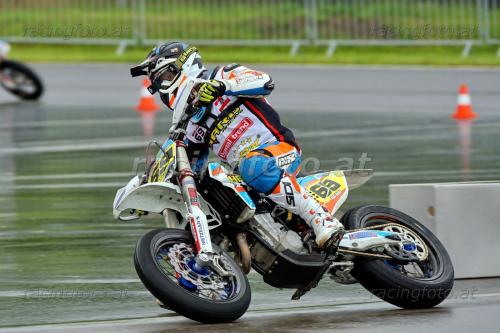 DSC08548 (1400)