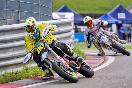 DSC08752 (1400)