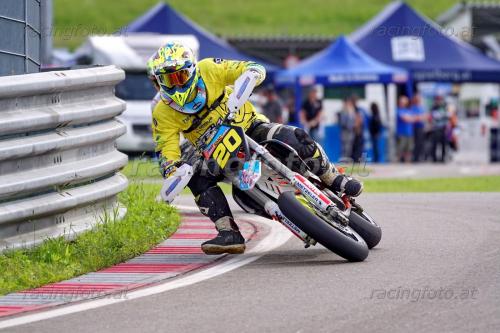 DSC08767 (1400)