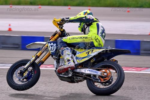 DSC09011 (1400)