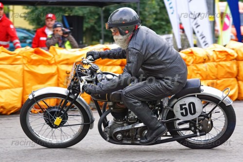 DSC02295 (1400)