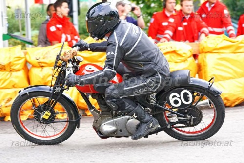 DSC02327 (1400)