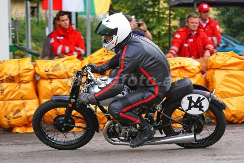 DSC02363 (1400)