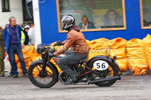 DSC02441 (1400)