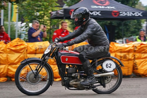DSC02486 (1400)