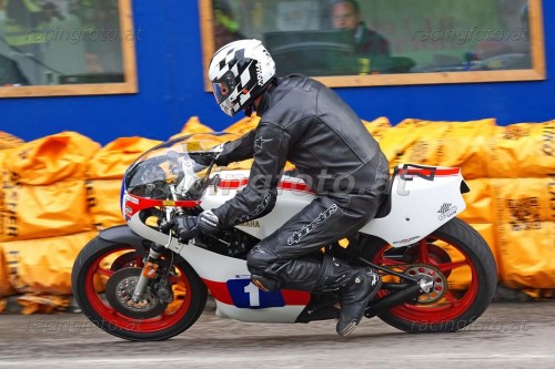 DSC02569 (1400)