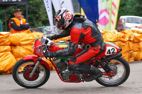 DSC02592 (1400)