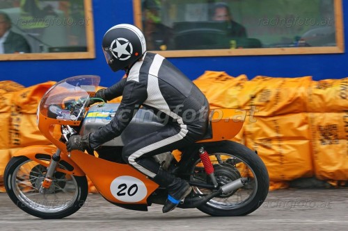 DSC02602 (1400)