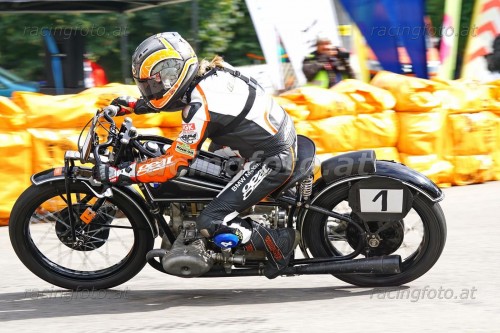 DSC04733 (1400)