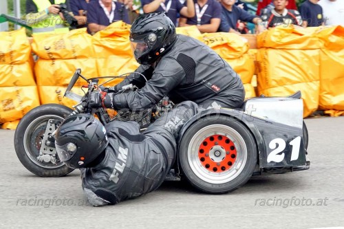 DSC06070 (1400)