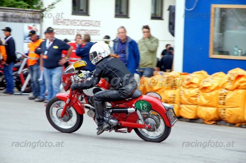 DSC09568 (1400)