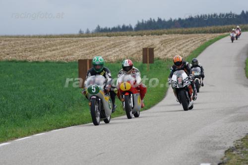 #5 Bruno Kneubühler  #1 Giacomo Agostini