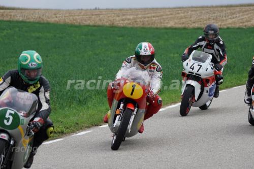 #5 Bruno Kneubühler #1 Giacomo Agostini #47 Grossauer Alfred